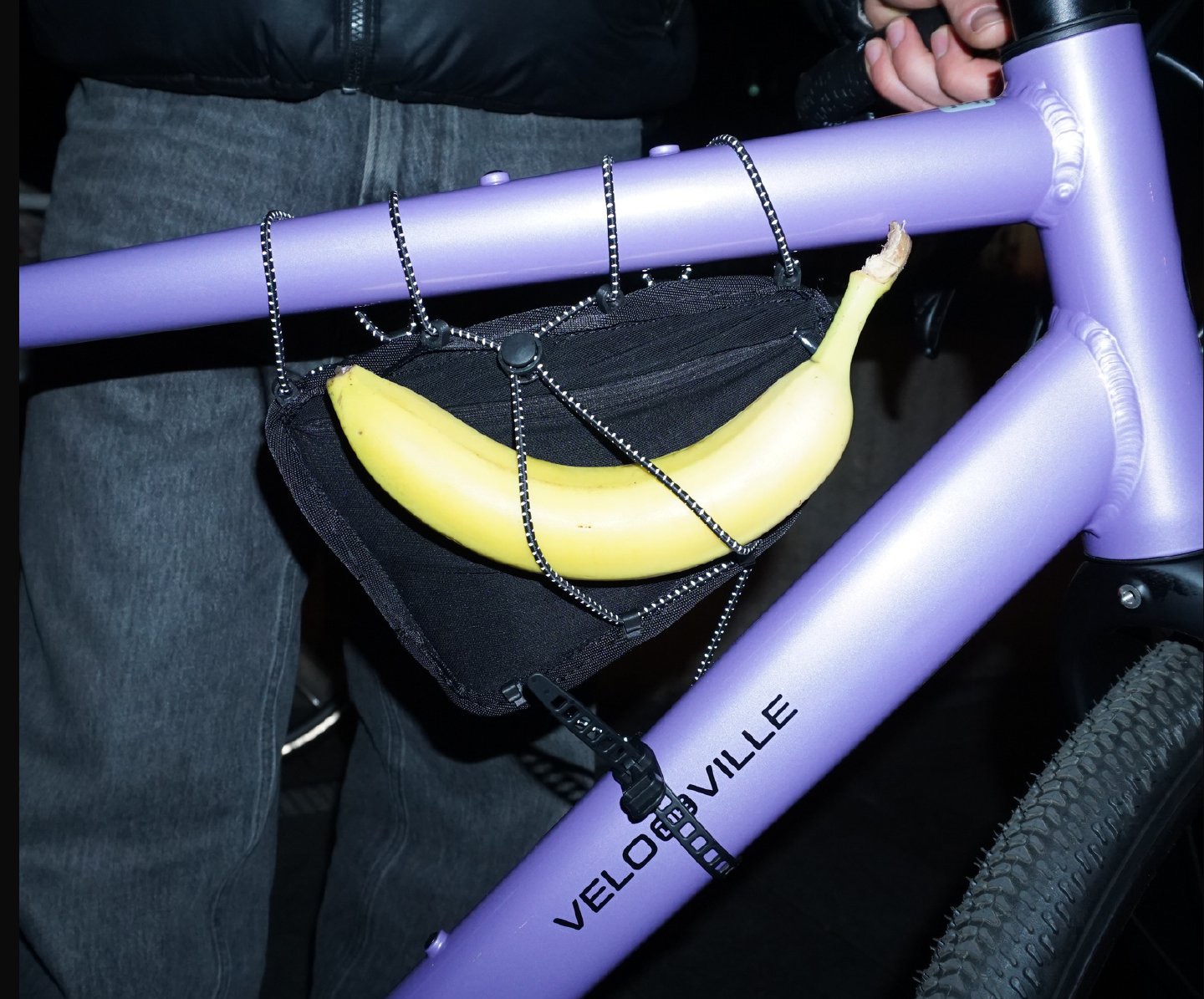 Kangoo — frame bag mounted on a purple bike